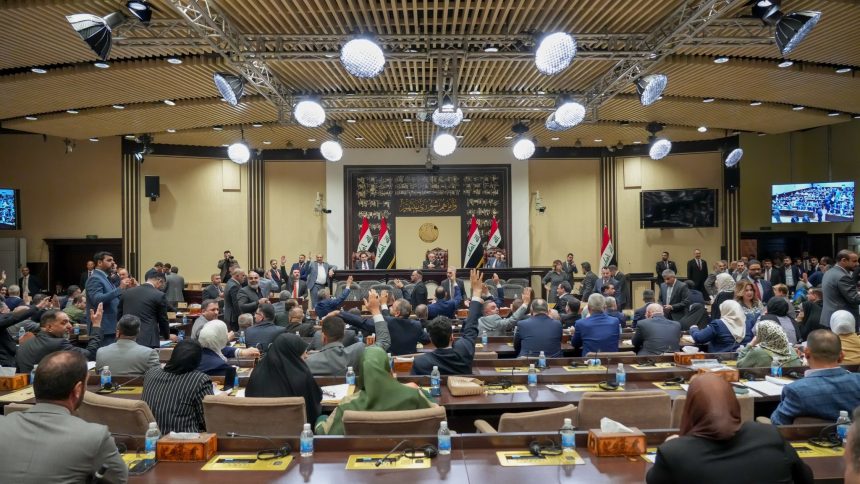 التصويت على مدونة الأحكام الشرعية للأحوال الشخصية على وفق المذهب الجعفري ويرفع جلسته
