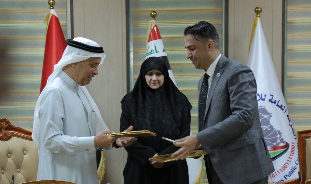 الاتصالات تعلن توقيع عقد إنزال كيبل بحري جديد بالفاو مع شركة بحرينية