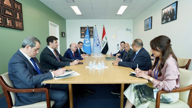 وزير الخارجية يعلن قرب إنجاز مشروع الربط الكهربائي بين العراق ودول الخليج