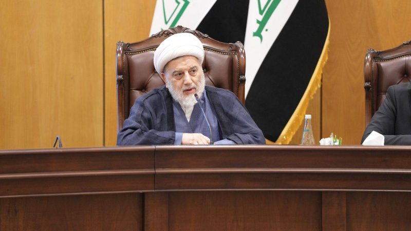 الشيخ حمودي: الدستور قطع طريق التفرد بالسلطة وحصر اختيار الحكومة بيد الشعب