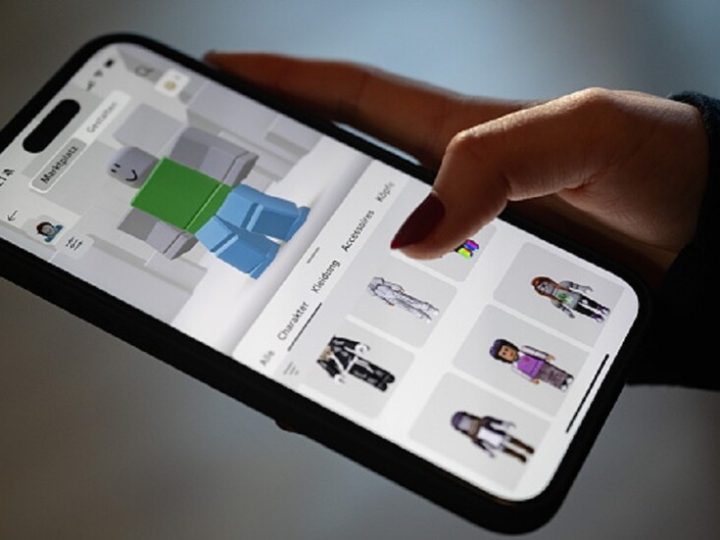 اسوة بالامارات والسعودية .. الاردن تقرر حجب غرف الدردشة على منصة روبلوكس