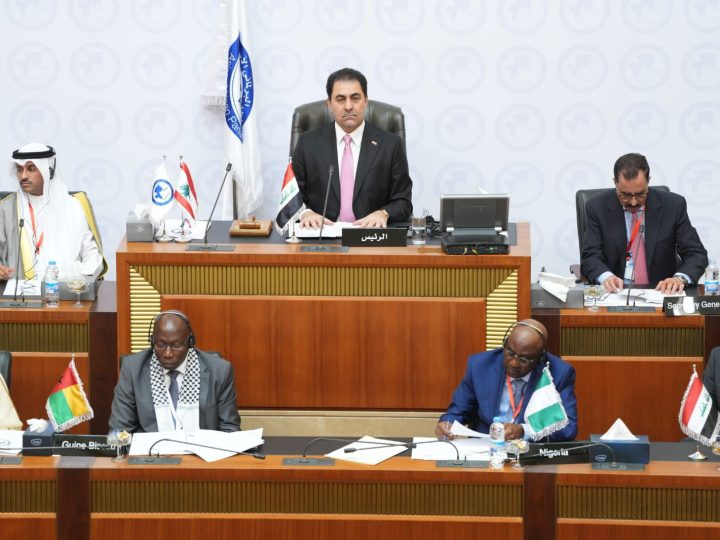 المندلاوي يُعلن تأسيس المجلس البرلماني الآسيوي الافريقي ويترأس اجتماعه الأول في بيروت