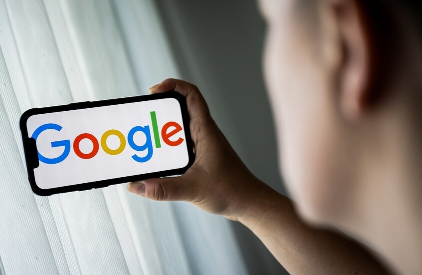 تغريم “غوغل” بمبلغ 425 مليون دولار بسبب تجسسها على ملايين الهواتف في امريكا