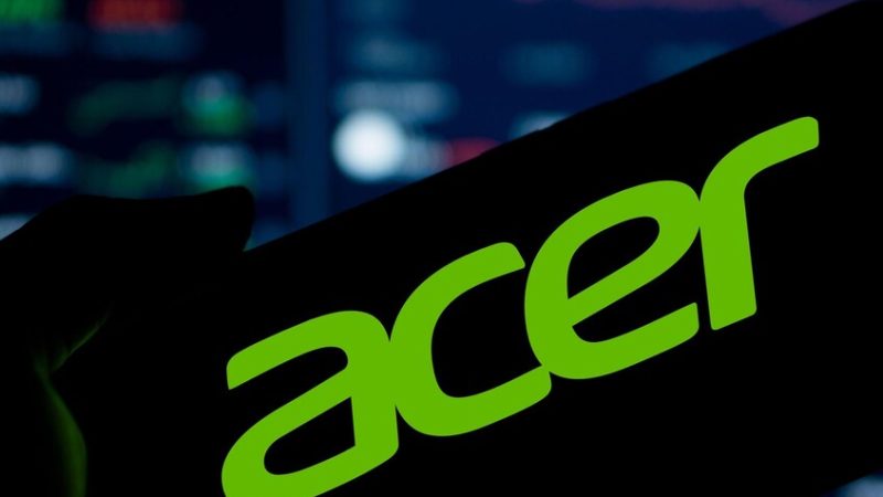 Acer تطلق حاسبا لوحيا مجهزا بشاشة كبيرة