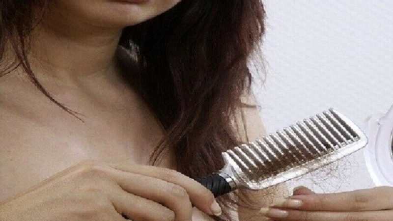 هرمونات النهار والليل.. دراسة تحدد الآلية العلمية وراء ذروة تساقط الشعر خلال هذين الشهرين