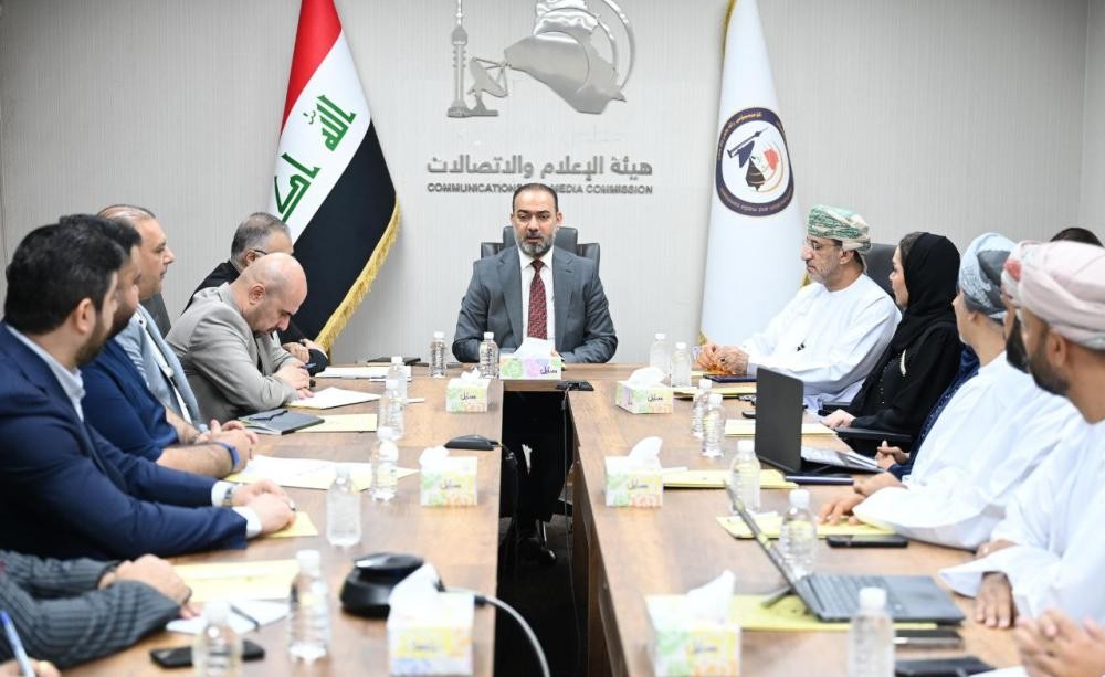 ابو رغيف يبحث مع وفد عُماني تعزيز الشراكة الاستراتيجية وتكنولوجيا المعلومات