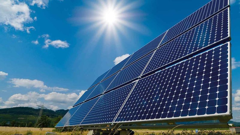 كركوك تحتضن أول معرض دولي للطاقة الشمسية لدعم التحول نحو الكهرباء النظيفة