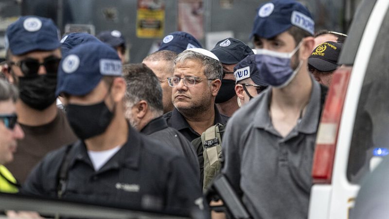 بن غفير يوسع قائمة المستحقين لتراخيص السلاح