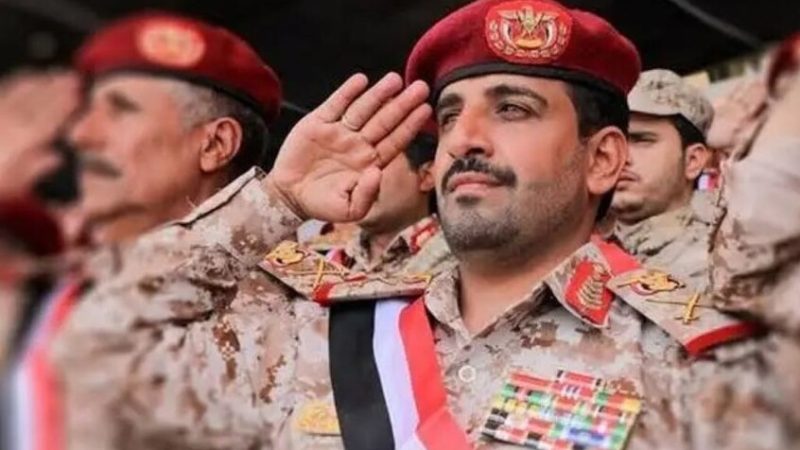 الحوثيون يعلنون استشهاد رئيس هيئة الأركان اللواء محمد الغماري
