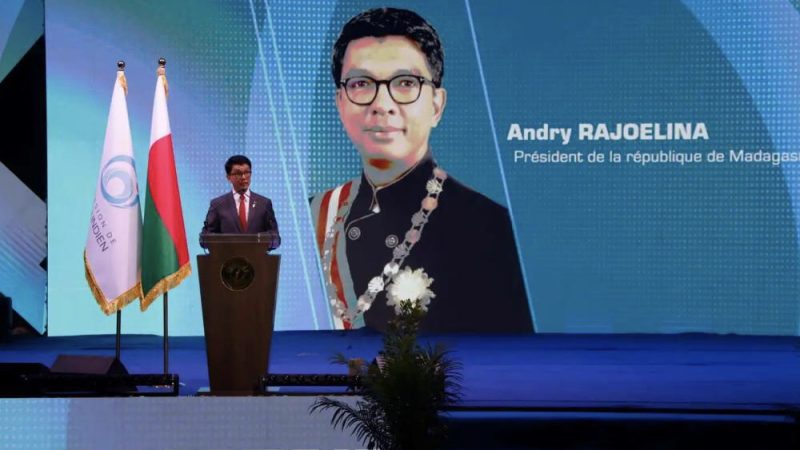 برلمان مدغشقر يصوت على عزل رئيس البلاد من منصبه