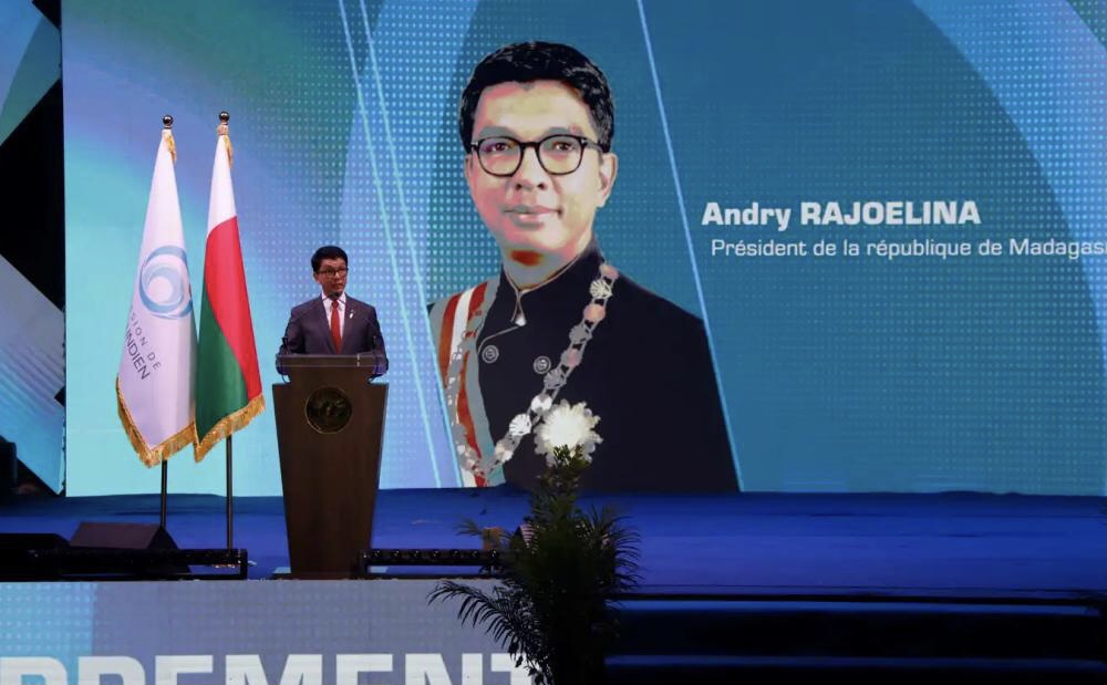برلمان مدغشقر يصوت على عزل رئيس البلاد من منصبه