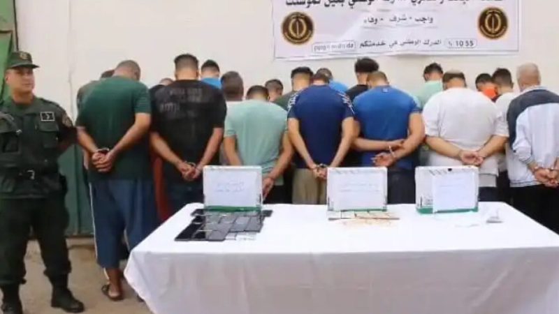 دولة عربية تعلن تفكيك شبكة كبيرة لتهريب المهاجرين إلى أوروبا