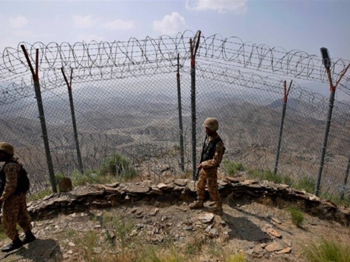 أفغانستان وباكستان توافقان على تمديد وقف إطلاق النار