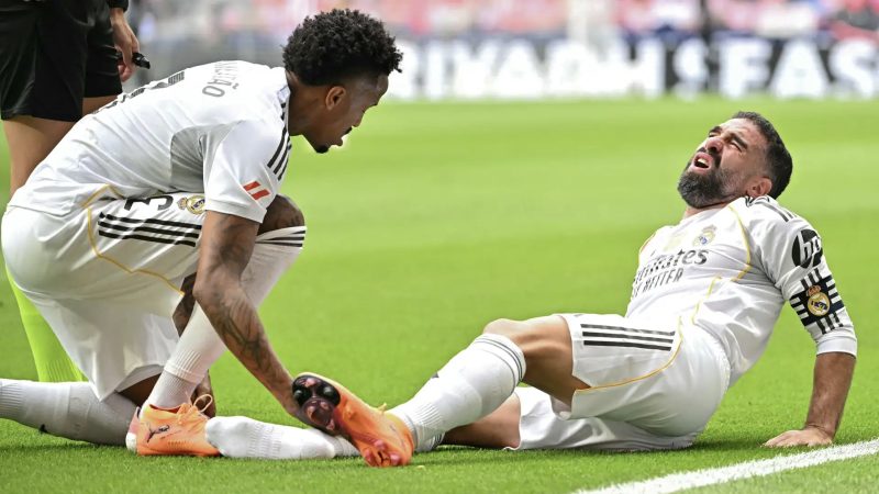 ريال مدريد يعلن خضوع كارفاخال لجراحة ناجحة وغيابه يمتد لشهرين