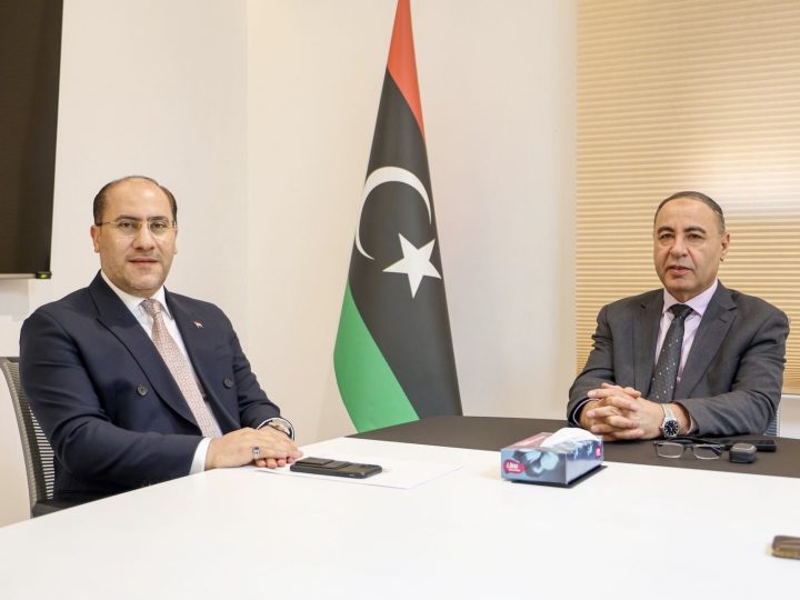 العراق وليبيا يبحثان التحضيرات لانعقاد اللجنة المشتركة وتعزيز التعاون الثنائي