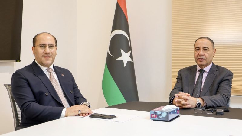 العراق وليبيا يبحثان التحضيرات لانعقاد اللجنة المشتركة وتعزيز التعاون الثنائي