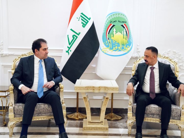 المندلاوي يلتقي رئيس الوقف السني ويؤكد على دور المؤسسات الدينية في تعزيز قيم الوسطية والاعتدال