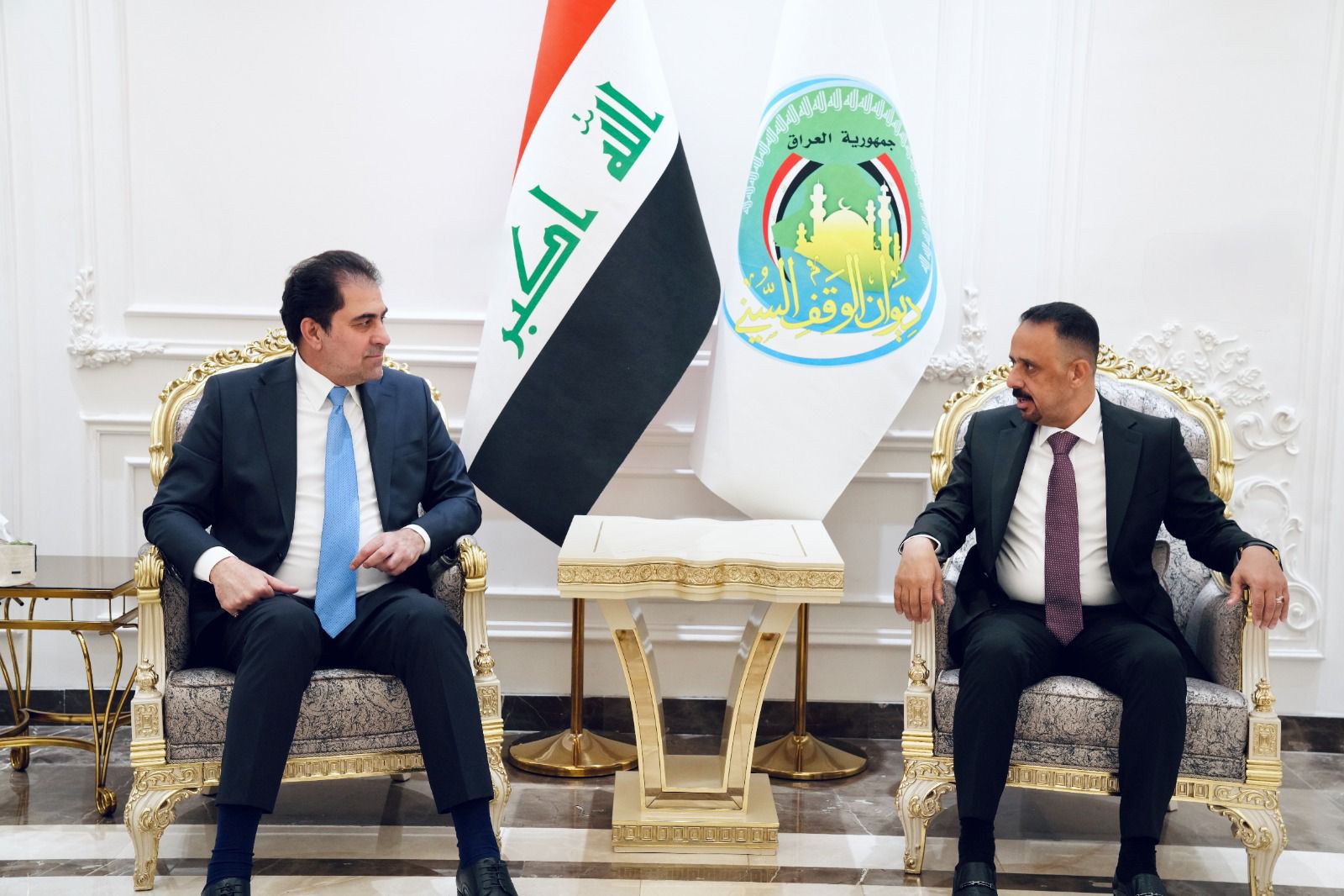 المندلاوي يلتقي رئيس الوقف السني ويؤكد على دور المؤسسات الدينية في تعزيز قيم الوسطية والاعتدال
