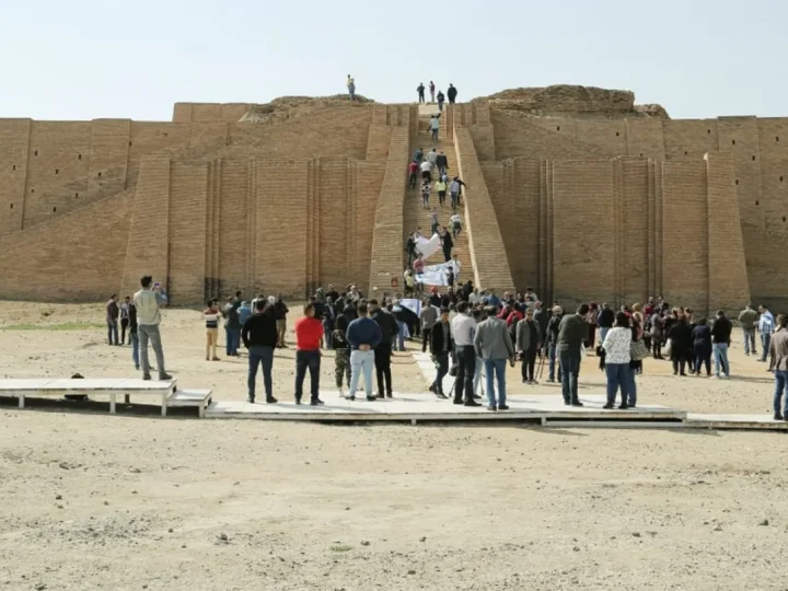 شهرياً.. مدينة أور السياحية تستقبل نحو 300 زائر من داخل العراق وخارجه