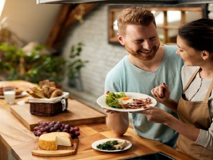 12 مادة غذائية تعزز خصوبة الرجال
