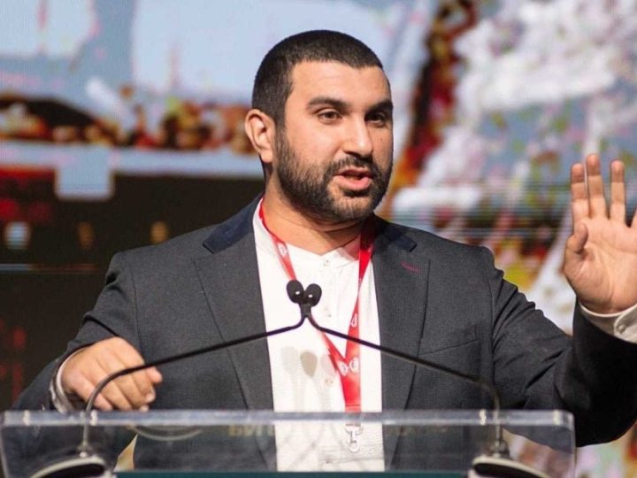 من أصول عربية.. أمريكا تعتقل محللاً سياسياً انتقد “إسرائيل”
