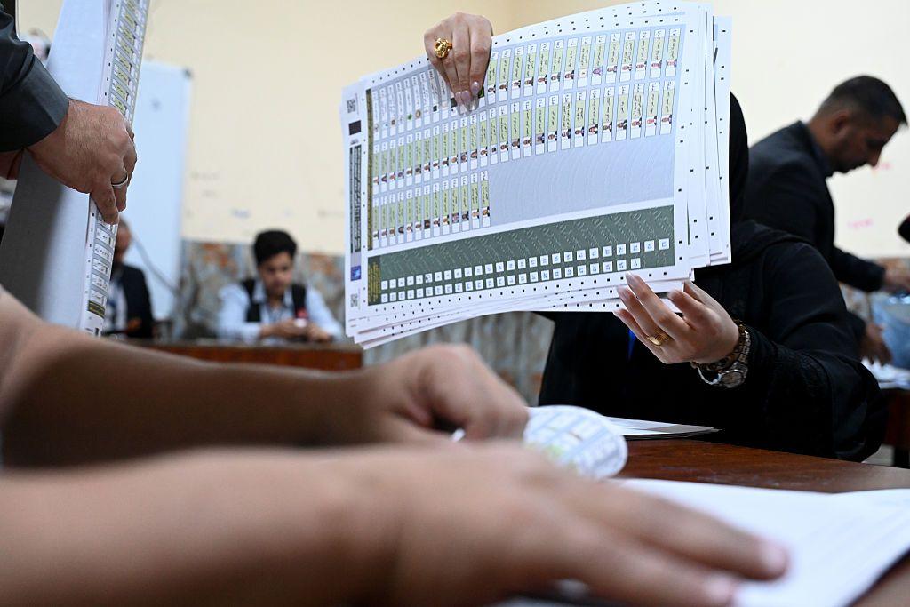 الاتحاد الأوروبي يشيد بالانتخابات العراقية ويدعو إلى تشكيل حكومة تعكس إرادة الشعب