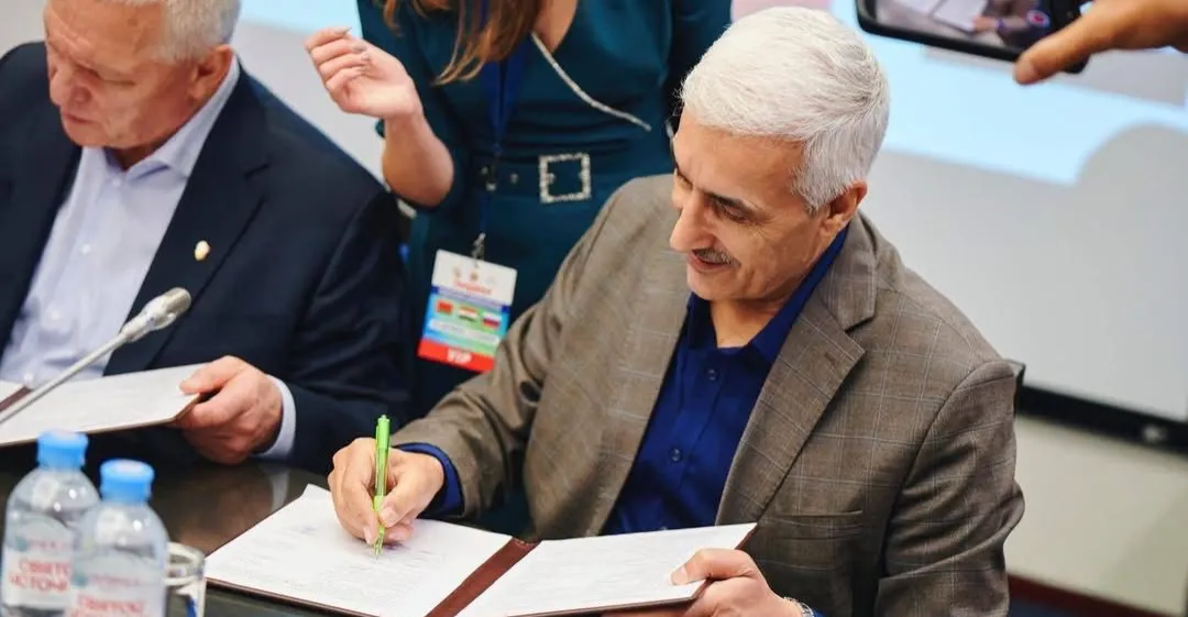 اتحاد اليد العراقي يوقع اتفاقية تعاون مع نظيريه الروسي والبيلاروسي لتطوير اللعبة