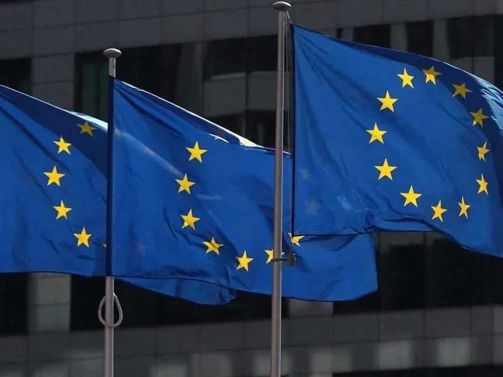 أوروبا توقف منح تأشيرات الدخول المتعددة لمواطني روسيا