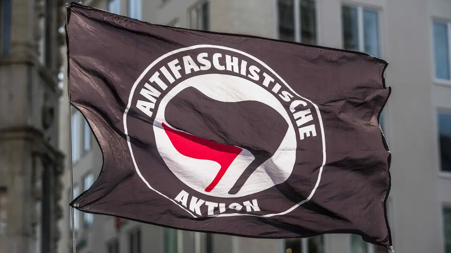 واشنطن تدرج حركات “أنتيفا” في أوروبا ضمن قائمتها للمنظمات “الإرهابية”