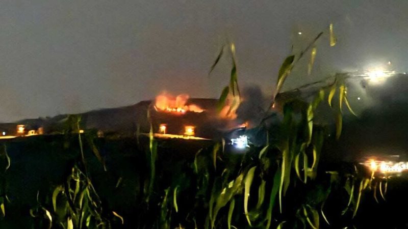 الجيش الإسرائيلي يعلن تدمير مبان تابعة لـ”حزب الله” في جنوب لبنان