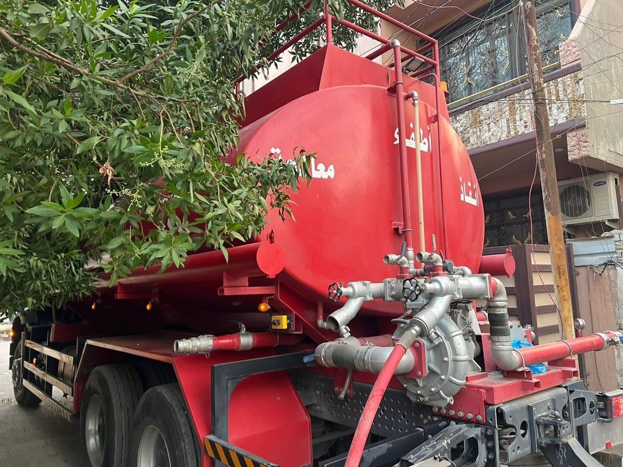 الدفاع المدني يعلن اخماد حريق اندلع داخل دار مخصصة كمخزن للألعاب النارية في منطقة السيدية ببغداد