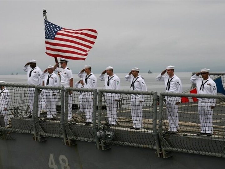 وصول حاملة طائرات أمريكية الى البحر الكاريبي​