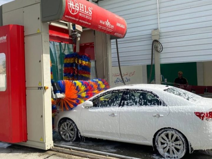 أمانة بغداد تتخذ إجراءات للحد من هدر المياه وتغلق كراجات غير مرخصة