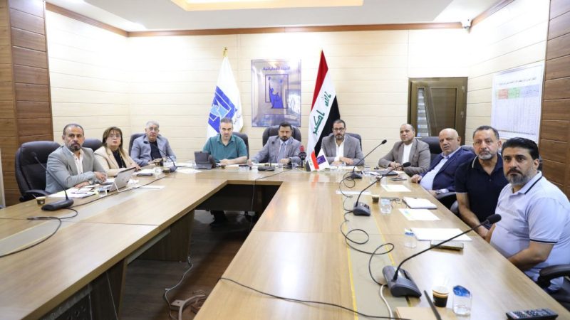 رئيس الإدارة الانتخابية يترأس اجتماعاً لبحث الاستعدادات النهائية لانتخابات 11 تشرين الثاني