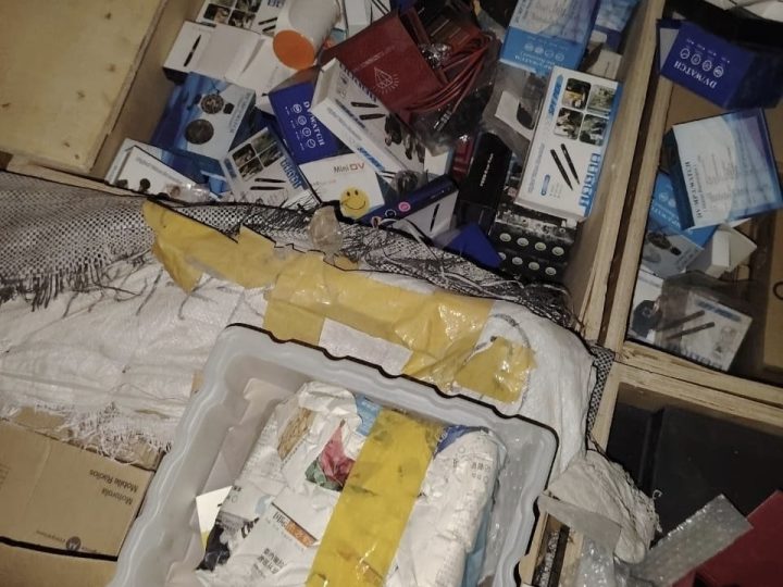 الجمارك تضبط 16 حاوية مخالفة في ميناء أم قصر الأوسط