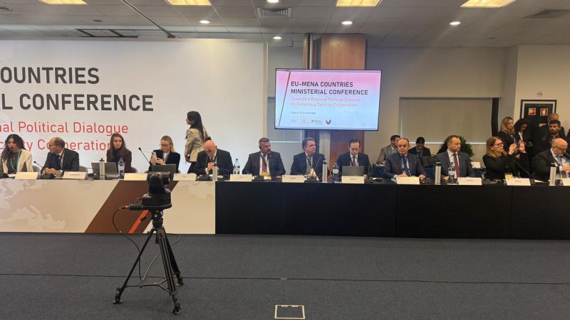 وزير الداخلية يصل البرتغال للمشاركة بالمؤتمر الوزاري لتعزيز التعاون الأمني