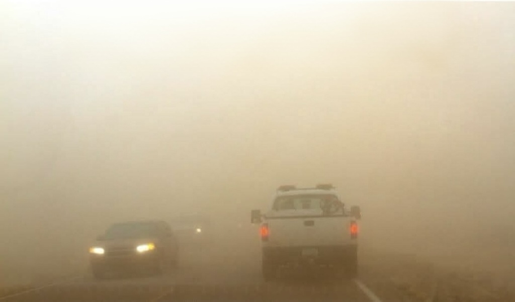 مرور البصرة تحذر من موجة ضباب كثيف وتدعو السائقين للحذر غداً
