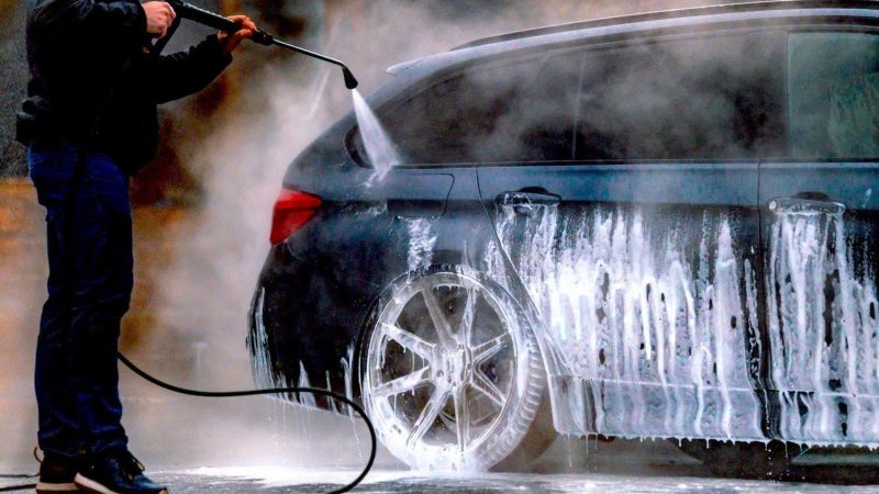 تصل لـ5 ملايين.. امانة بغداد: غرامات على غسل المركبات ورمي النفايات بالشوارع