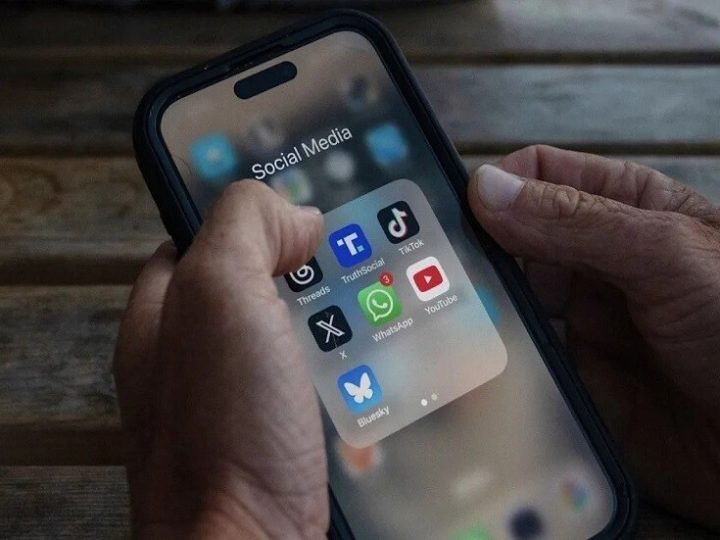 “أكسيوس”: مستخدمو مواقع التواصل يفرون من منصة إكس ويتجهون إلى تيك توك وريديت