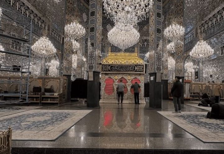 سوريا تفتح مقام السيدة زينب (ع) لمواطني دولتين عربيتين