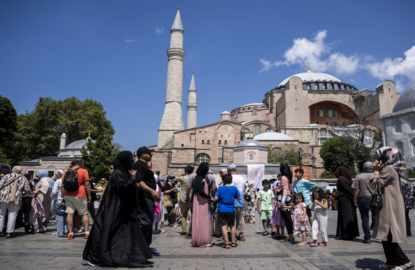 الاستخبارات التركية تعلن اعتقال “داعشي” كان يخطط لهجوم ارهابي في ليلة رأس السنة