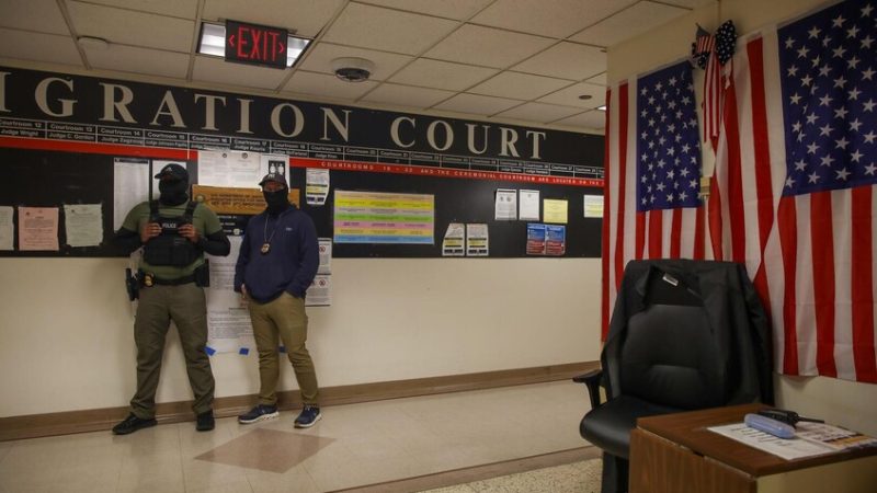 الولايات المتحدة تدفع 3 آلاف دولار لكل مهاجر غير شرعي مقابل المغادرة