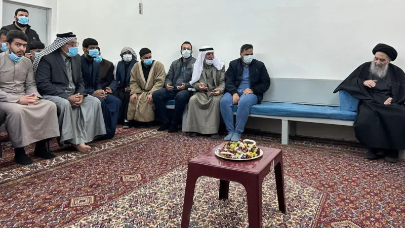 السيد السيستاني يستقبل الزائرين بعد تماثله للشفاء