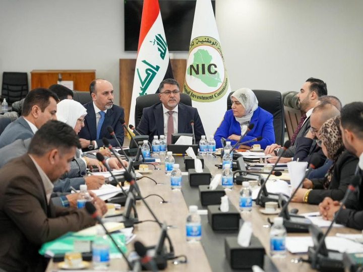 بالصور .. لقربها من مركز العاصمة و الحزام الاخضر .. اجتماع حكومي مهم لوضع رؤية فنية وهندسية متكاملة لتطوير منطقة “الدهنة”