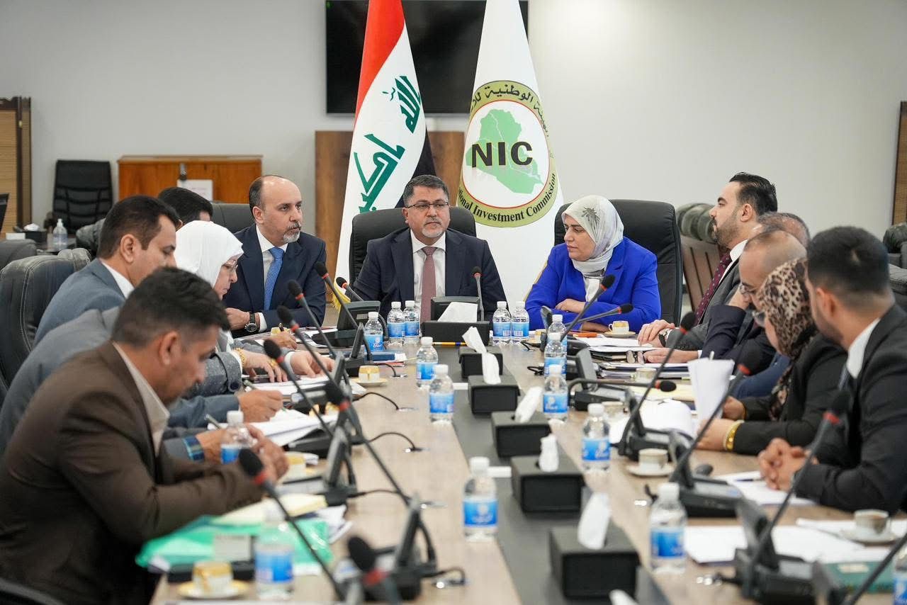 بالصور .. لقربها من مركز العاصمة و الحزام الاخضر .. اجتماع حكومي مهم لوضع رؤية فنية وهندسية متكاملة لتطوير منطقة “الدهنة”