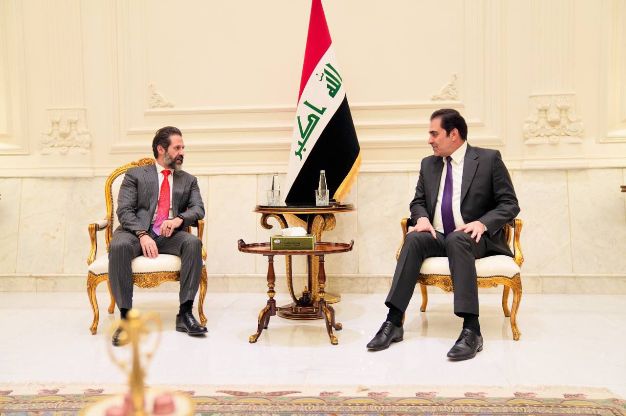 المندلاوي وقوباد طالباني يبحثان مسار الحوارات الجارية لتشكيل الحكومة المقبلة