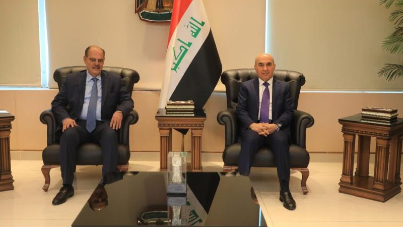 مؤيد اللامي يناقش مع وزير الإعمار خطوات تسريع تنفيذ مشروع إسكان الصحفيين في بغداد