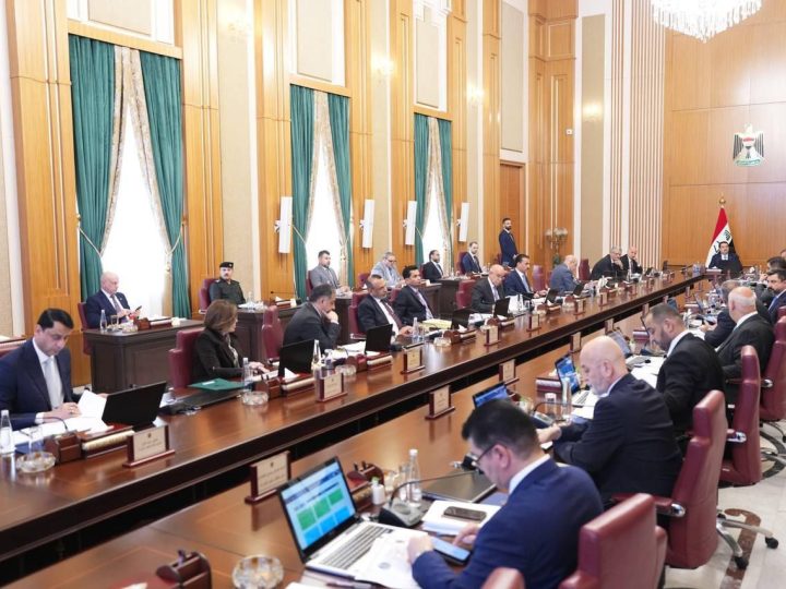 بينها تتعلق بالقروض والكهرباء.. ” اخر الاخبار ” تنشر نص قرارات مجلس الوزراء