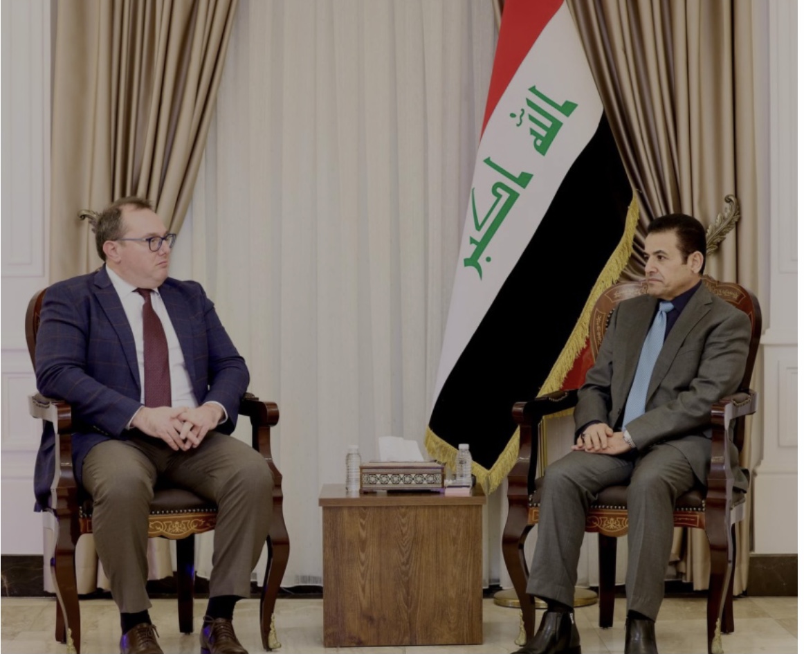 الأعرجي للقائم بأعمال السفارة الأمريكية: نبذل جهوداً بأن لا يكون العراق ساحة لتصفية الحسابات