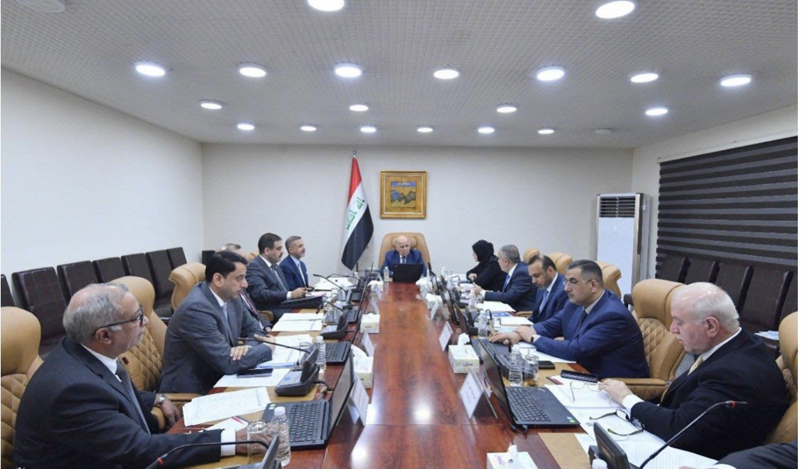 المجلس الوزاري يصدر توضيحا بشأن احتساب الشهادات للموظفين